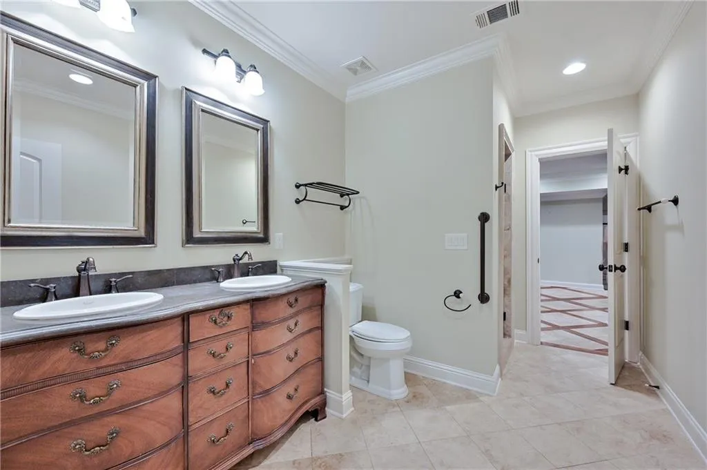 34 High Top Circle, Sandy Springs, Georgia 30328, 6 Bedrooms Bedrooms, ,6 BathroomsBathrooms,Residential,Sold,34 High Top Circle,6924395