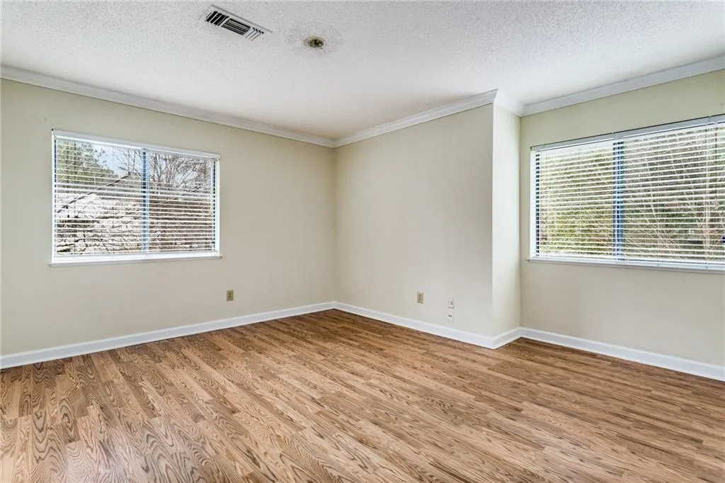 1105 Wingate Way, Sandy Springs, Georgia 30350, 1 Bedroom Bedrooms, ,1 BathroomBathrooms,Residential,Sold,1105 Wingate Way,7016992