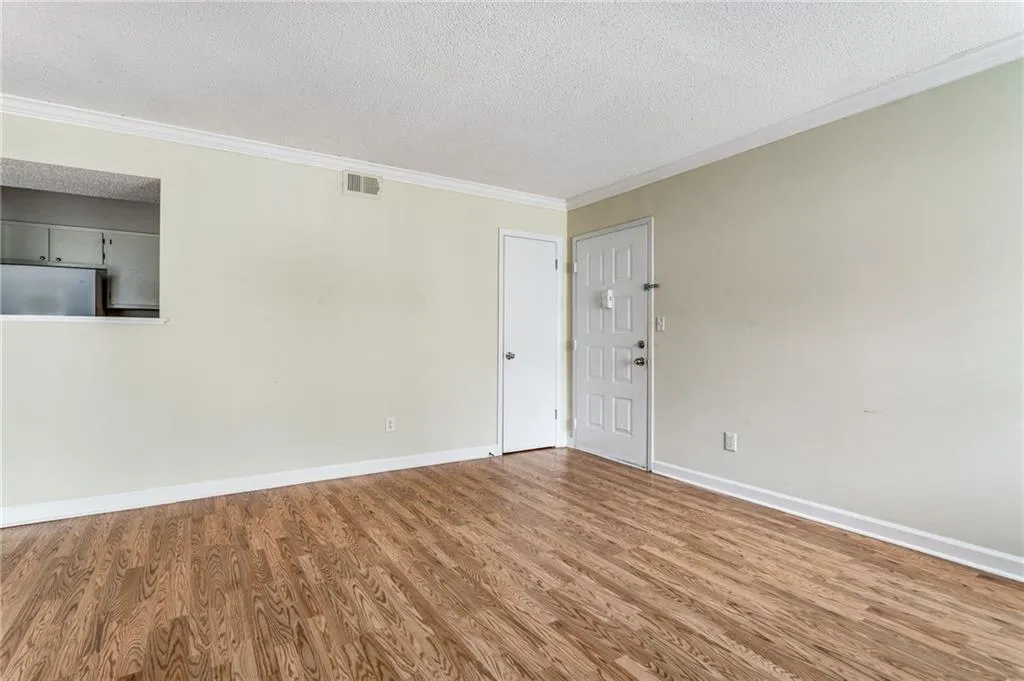 1105 Wingate Way, Sandy Springs, Georgia 30350, 1 Bedroom Bedrooms, ,1 BathroomBathrooms,Residential,Sold,1105 Wingate Way,7016992