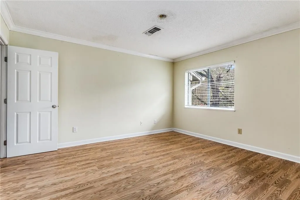 1105 Wingate Way, Sandy Springs, Georgia 30350, 1 Bedroom Bedrooms, ,1 BathroomBathrooms,Residential,Sold,1105 Wingate Way,7016992