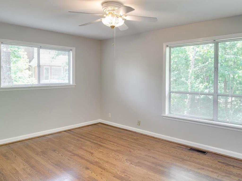 5105 High Point Road, Sandy Springs, Georgia 30342, 4 Bedrooms Bedrooms, ,3 BathroomsBathrooms,Residential,Sold,5105 High Point Road,5846606