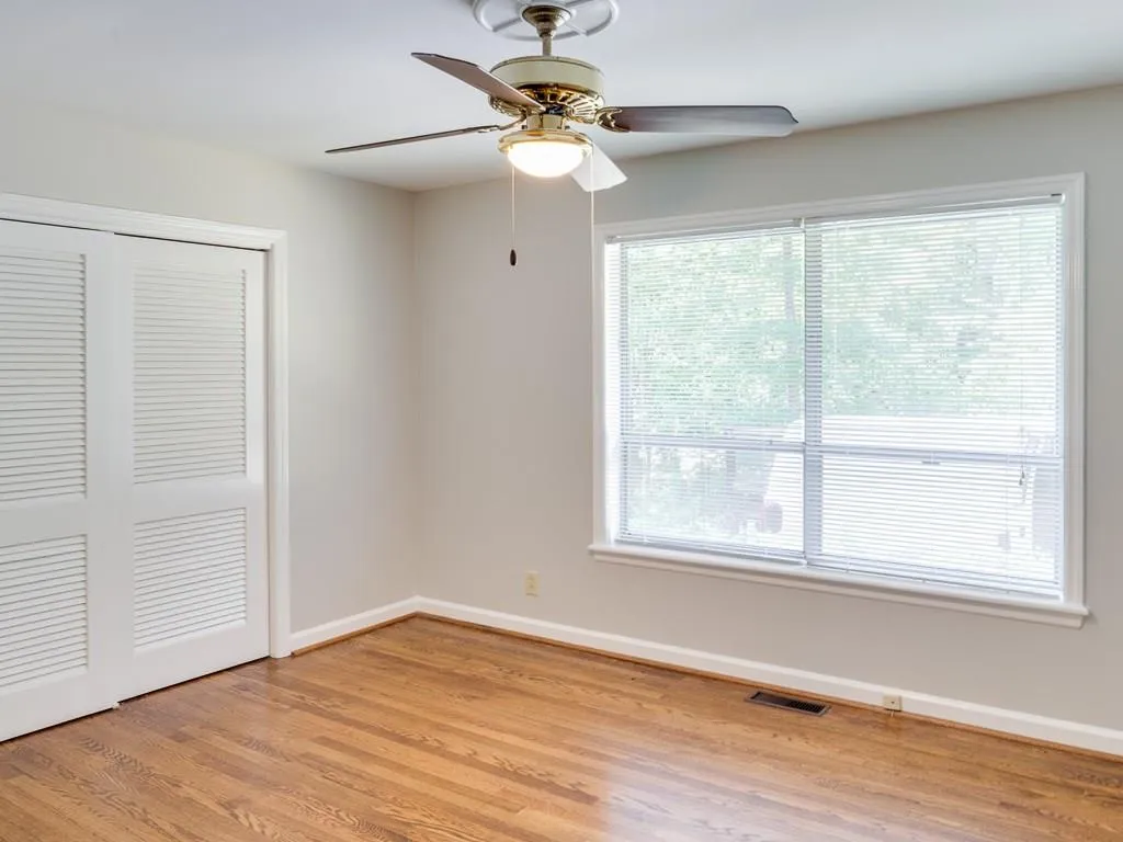 5105 High Point Road, Sandy Springs, Georgia 30342, 4 Bedrooms Bedrooms, ,3 BathroomsBathrooms,Residential,Sold,5105 High Point Road,5846606