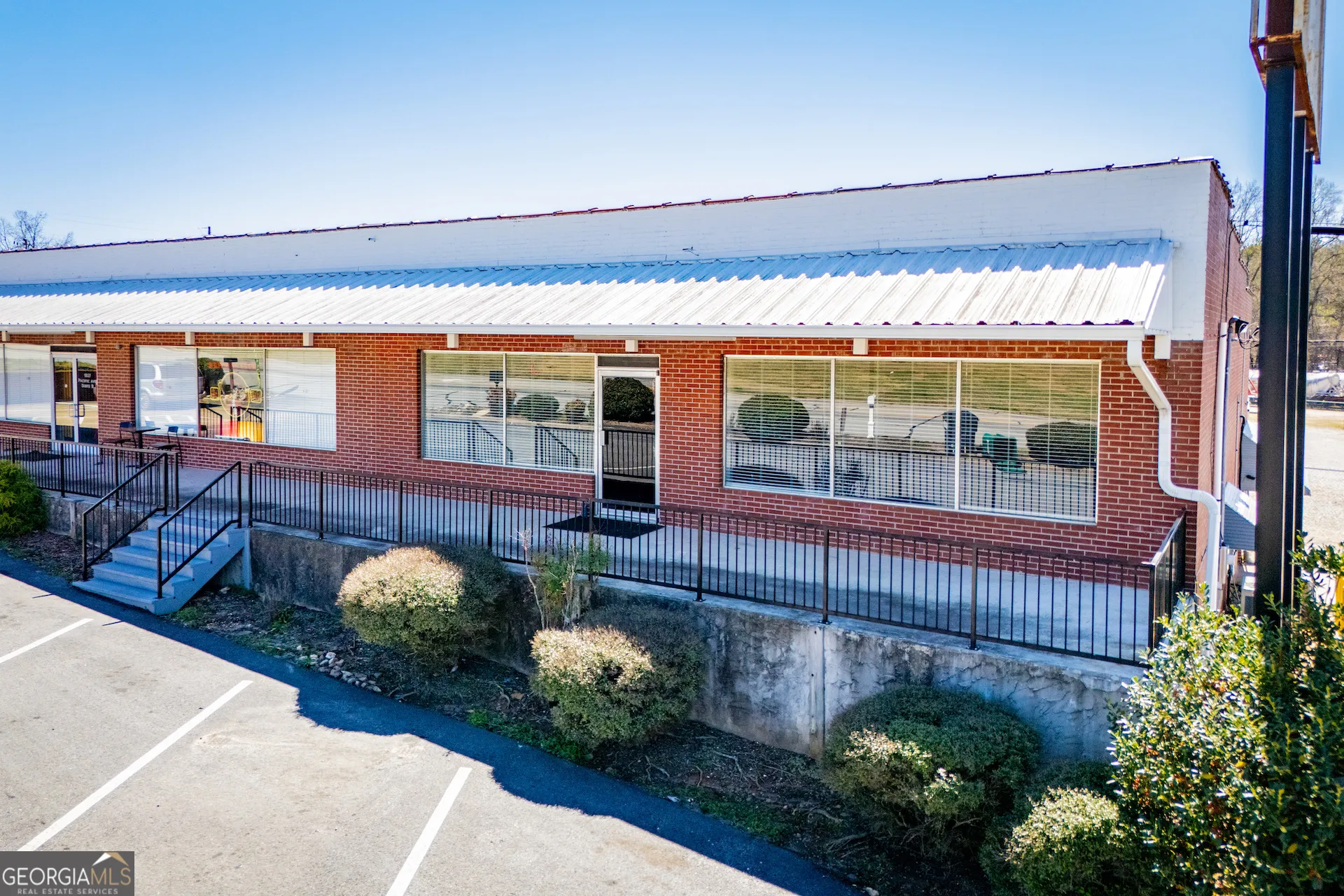 Commercial Sale For Sale