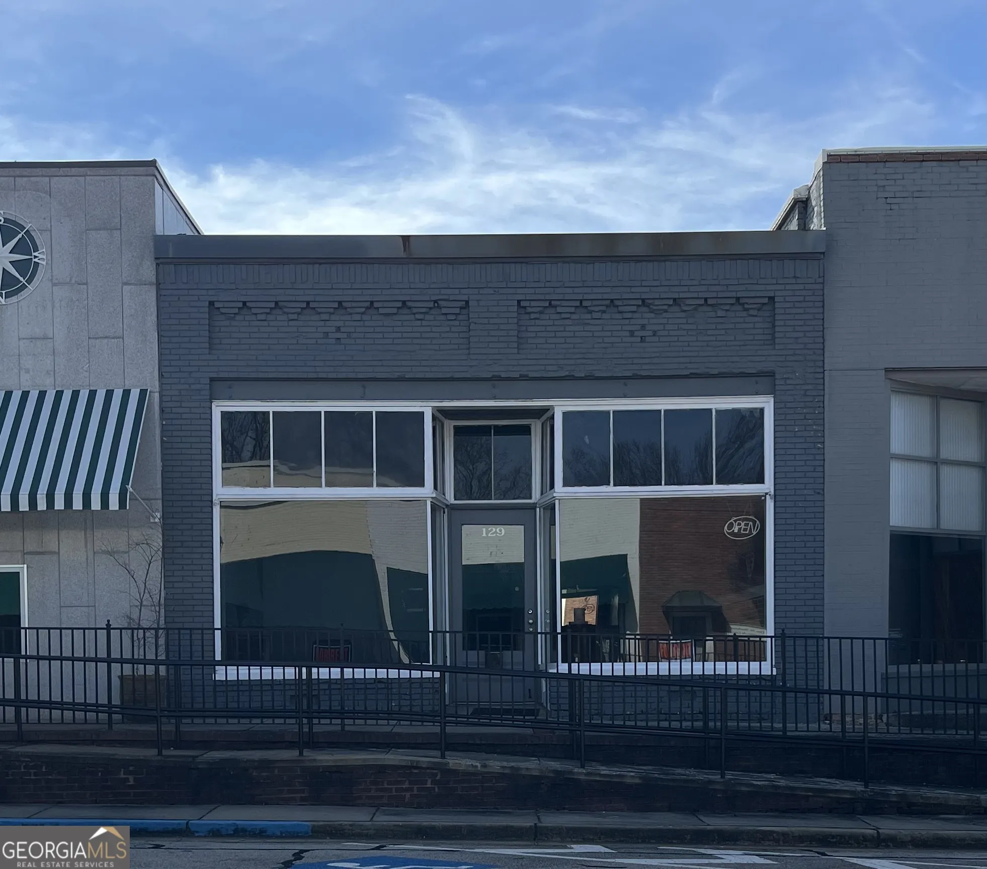 Commercial Sale For Sale