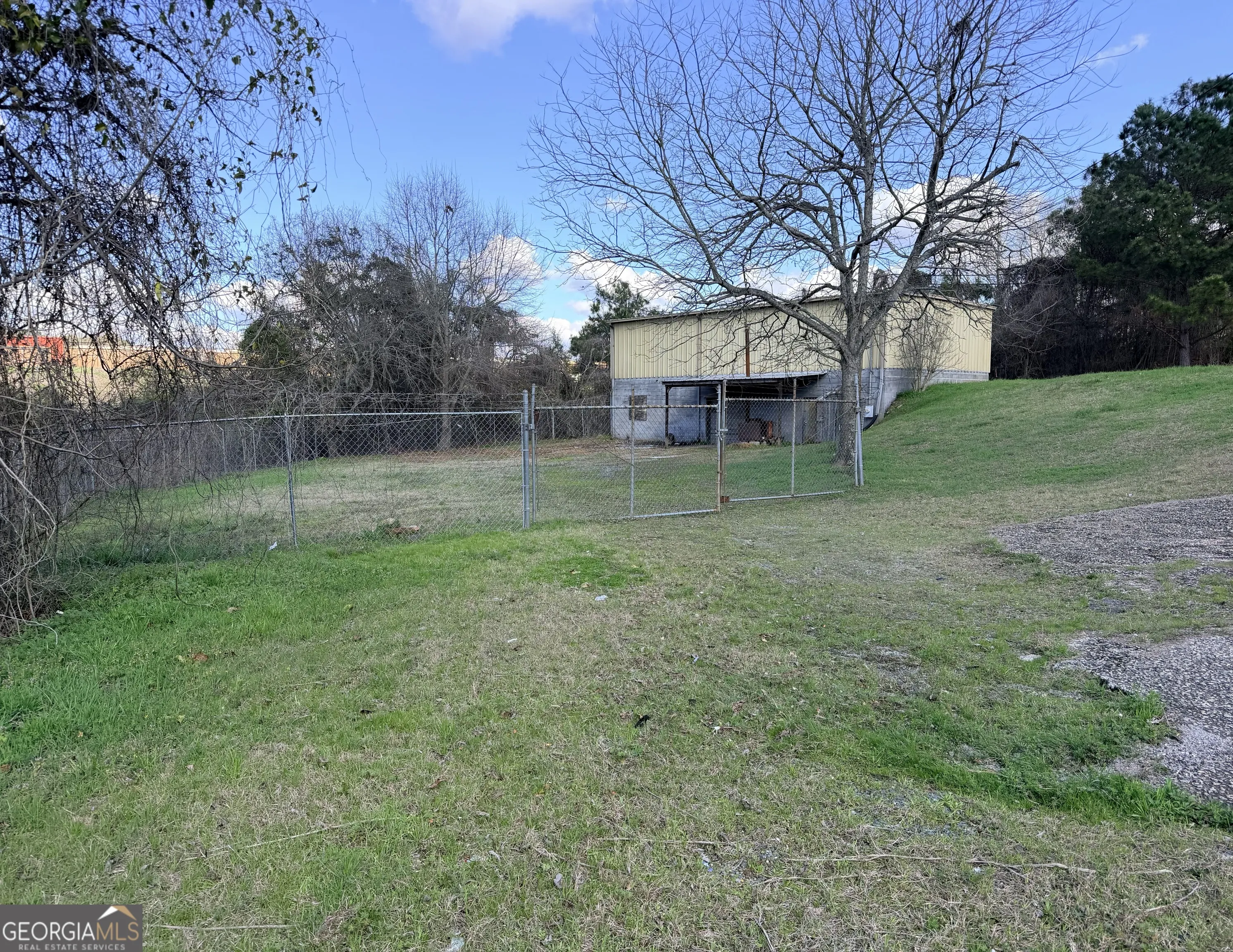 Commercial Sale For Sale