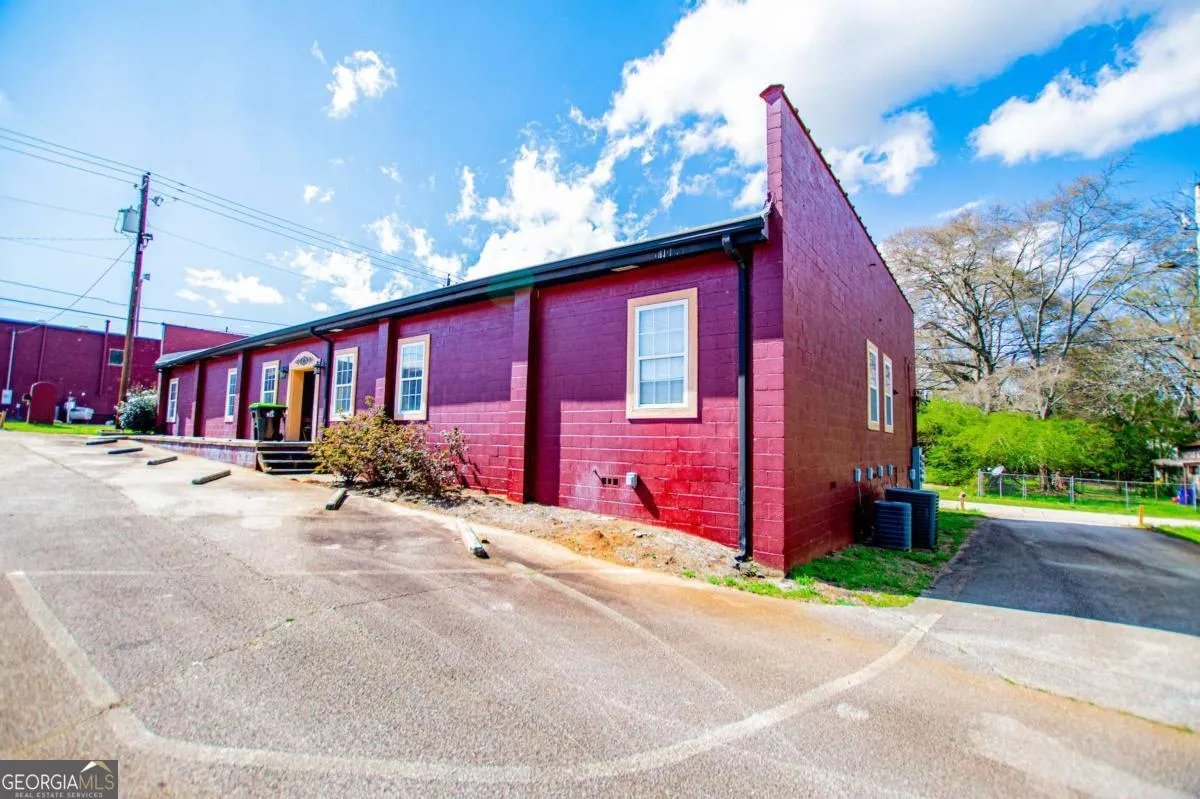 Commercial Sale For Sale