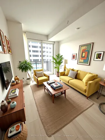 8  Eglinton E Avenue, Toronto C10, ON M4P 1A6