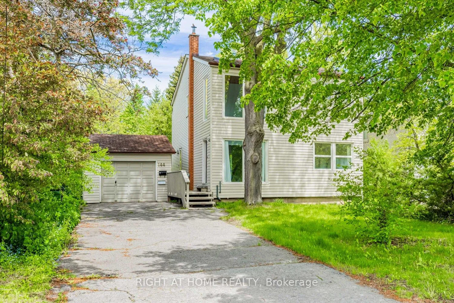 Detached Home For Sale | C12143089