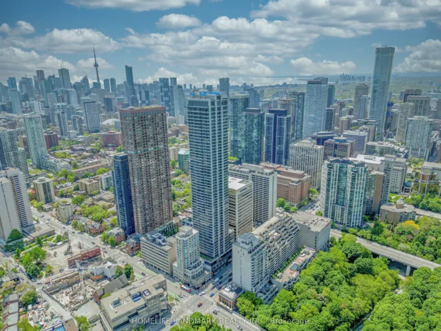 395  Bloor E Street, Toronto C08, ON M4W 0B4