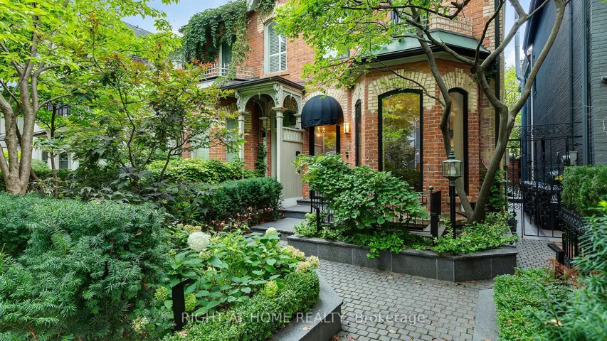 53  Hazelton  Avenue, Toronto C02, ON M5R 2E3