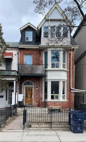 124  Baldwin  Street, Toronto C01, ON M5T 1L6