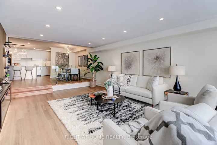 130  Carlton  Street, Toronto C08, ON M5A 4K3