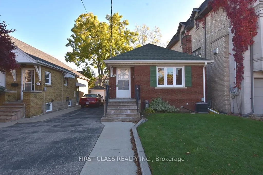 Detached Home For Lease | C12498124