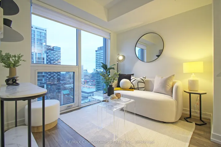 82  Dalhousie  Street, Toronto C08, ON M5B 0C5