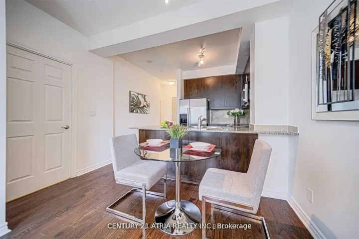 18  Holmes  Avenue, Toronto C14, ON M2N 0E1