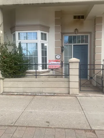 79  Mc Caul  Street, Toronto C01, ON M3T 2W7