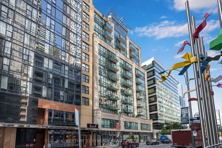 263  Wellington W Street, Toronto C01, ON M5V 3E6