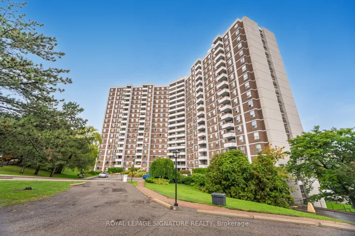 10  Edgecliff  Golfway, Toronto C11, ON M3C 3A3