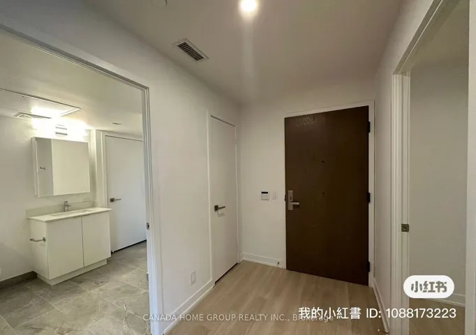 30  Tippett  Road, Toronto C06, ON M3H 0E3