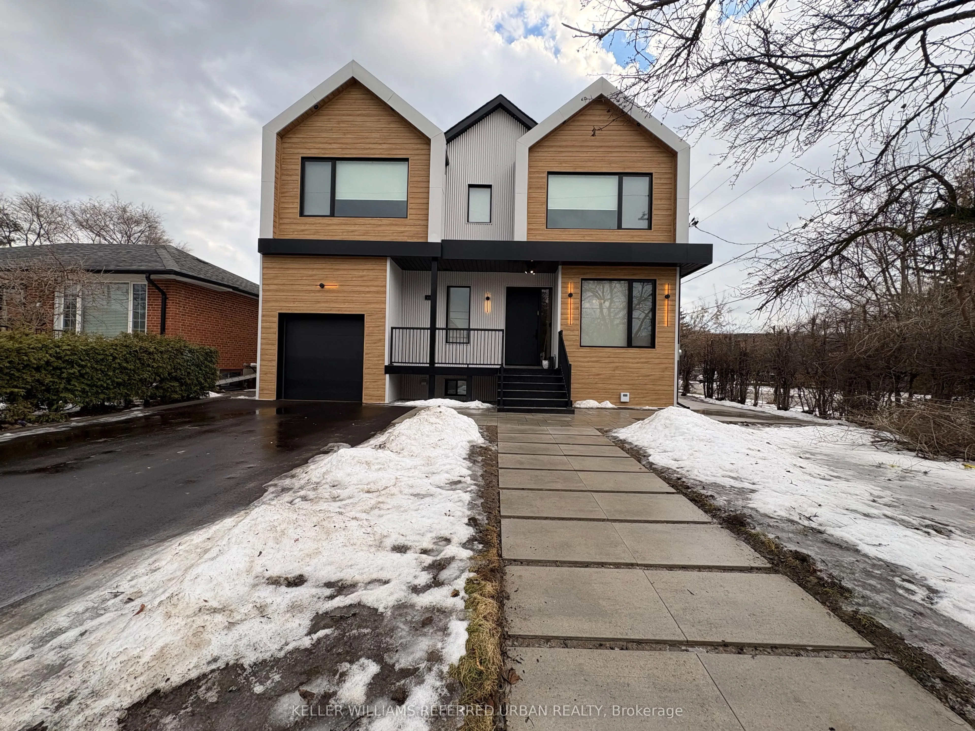 Detached Home For Lease | C12699444