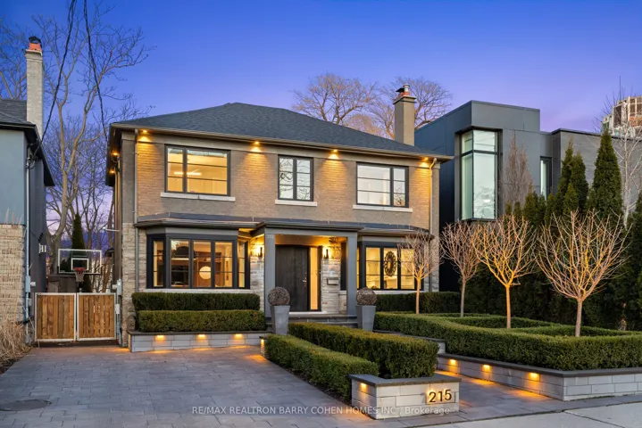 215  Lonsmount  Drive, Toronto C03, ON M5P 2Y6