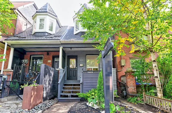 717  Palmerston  Avenue, Toronto C02, ON M6G 2R2