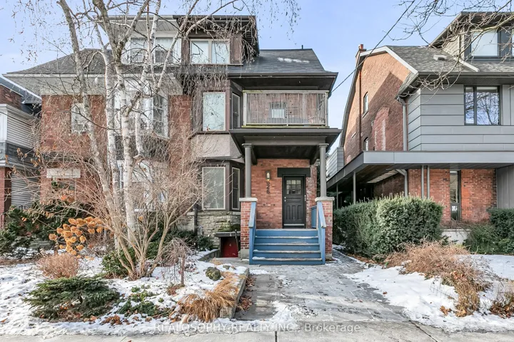 626  Huron  Street, Toronto C02, ON M5R 2R9