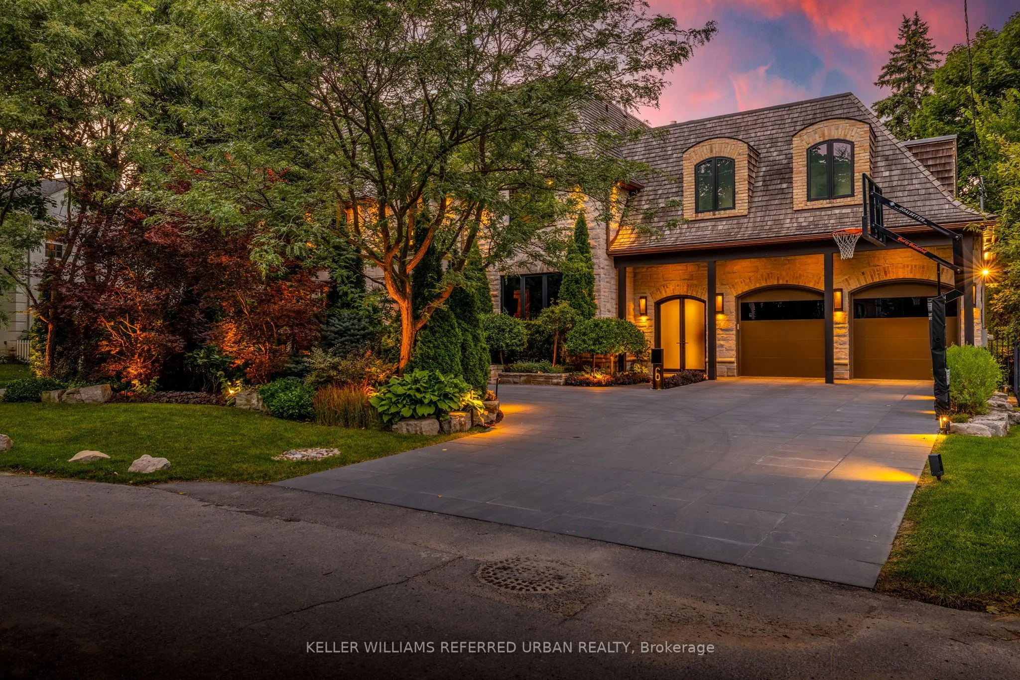 Detached Home For Sale | C12731680