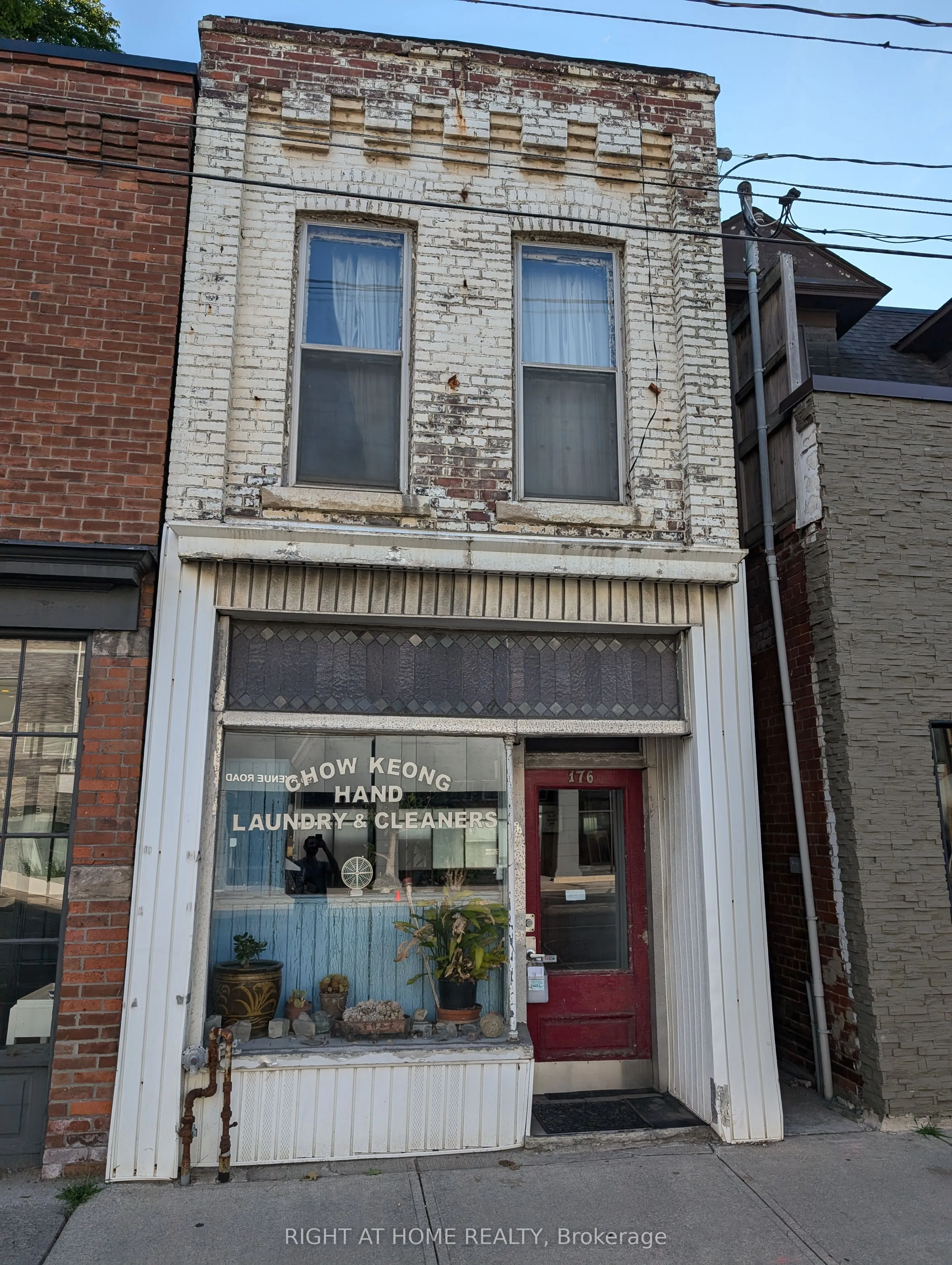 Property For Sale | C12751208