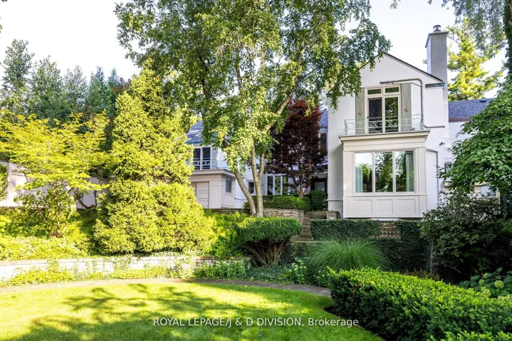 SECLUDED & PRIVATE - STEPS TO ROSEDALE GOLF CLUB