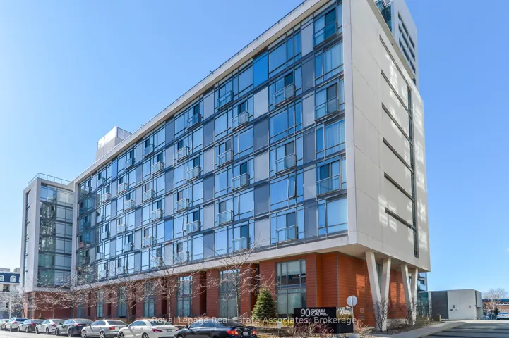 90 Stadium Road, Toronto C01, ON M5V 3W5