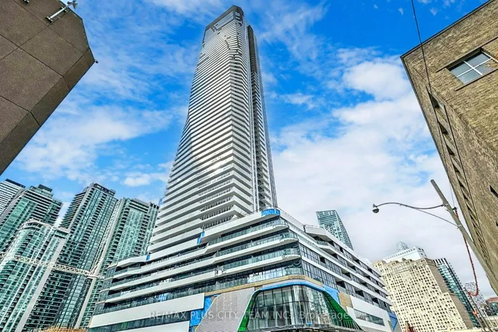 28  Freeland  Street, Toronto C08, ON M5E 0E3
