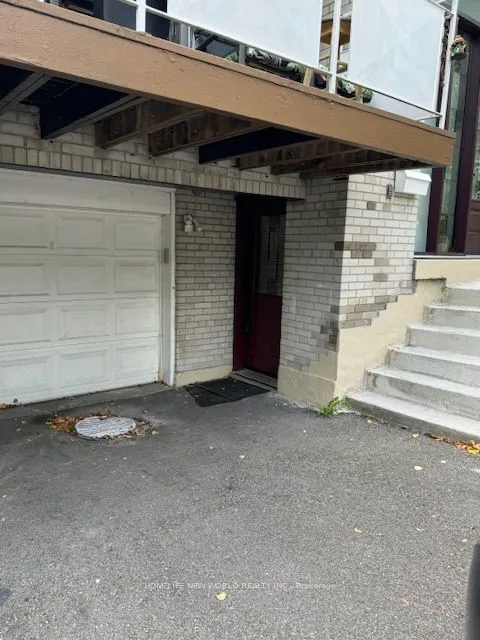 Semi-Detached Home For Lease | C12786014