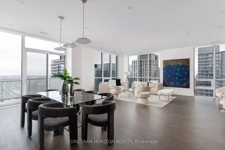 101  Erskine  Avenue, Toronto C10, ON M4P 0C5