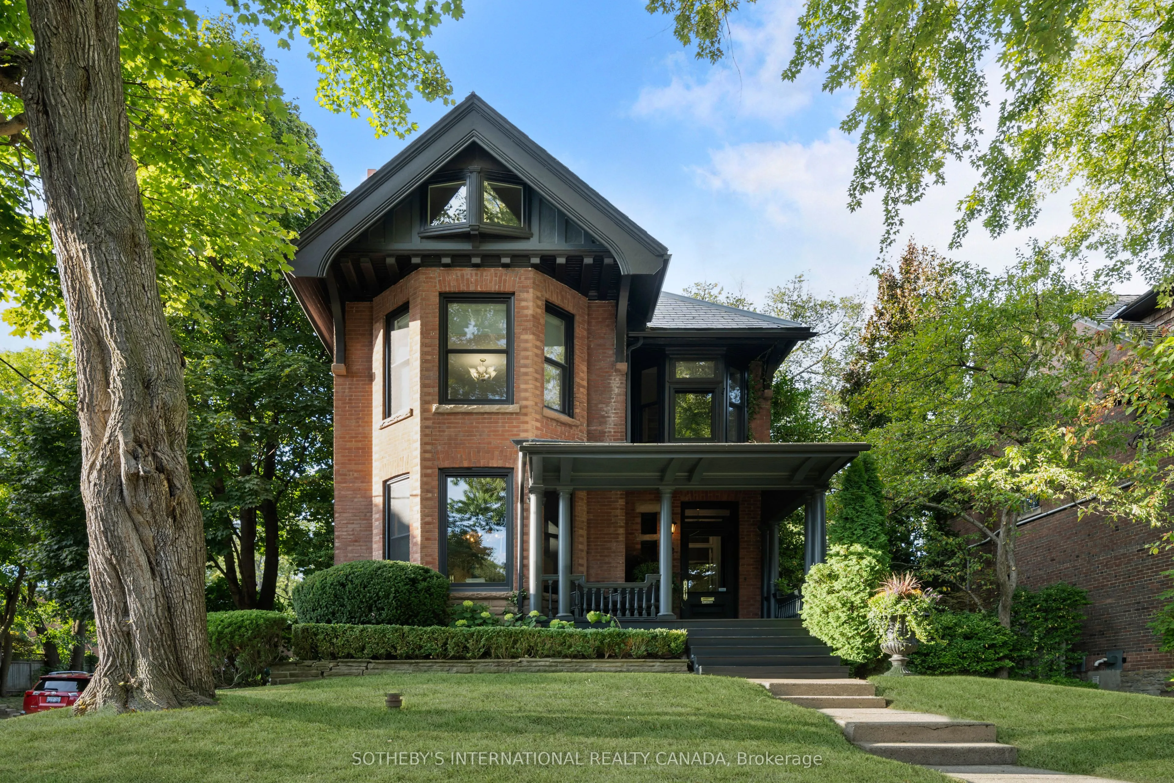 Detached Home For Sale | C12795438
