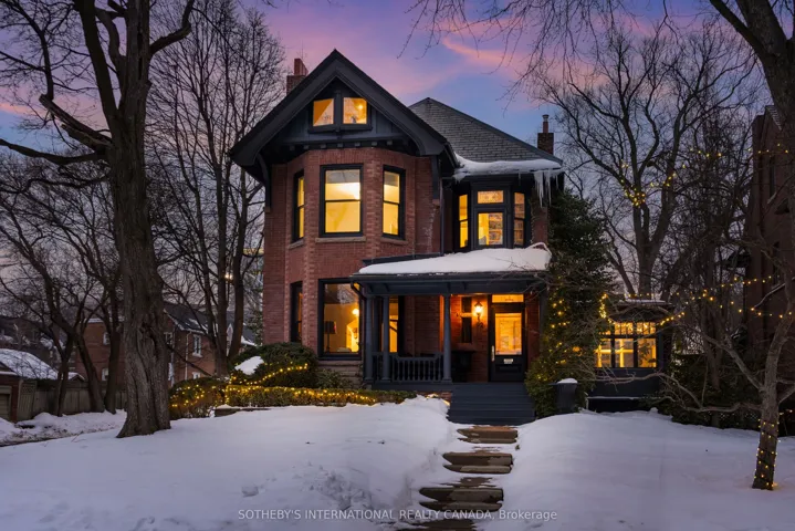 92  Woodlawn  Avenue, Toronto C02, ON M4V 1G7