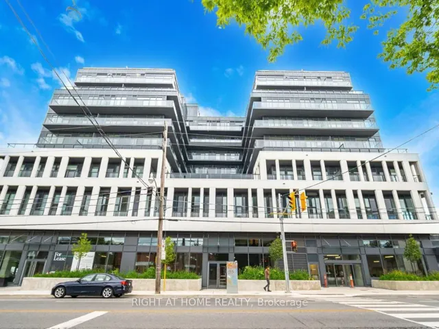500  Dupont  Street, Toronto C02, ON M6G 0B8