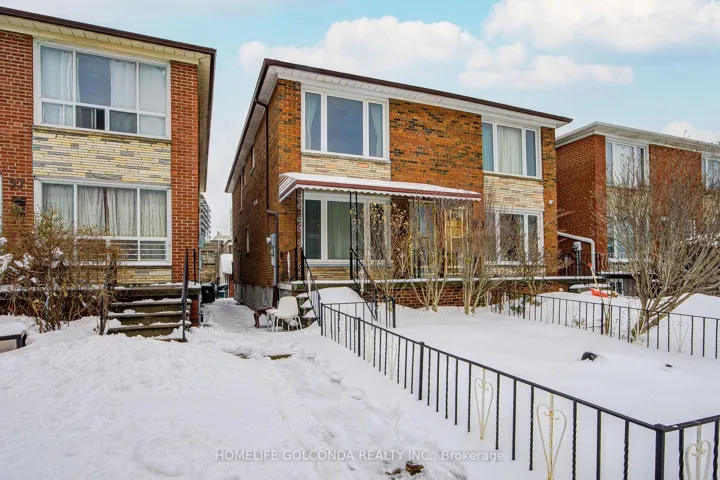 59  Wolseley  Street, Toronto C01, ON M5T 1A4
