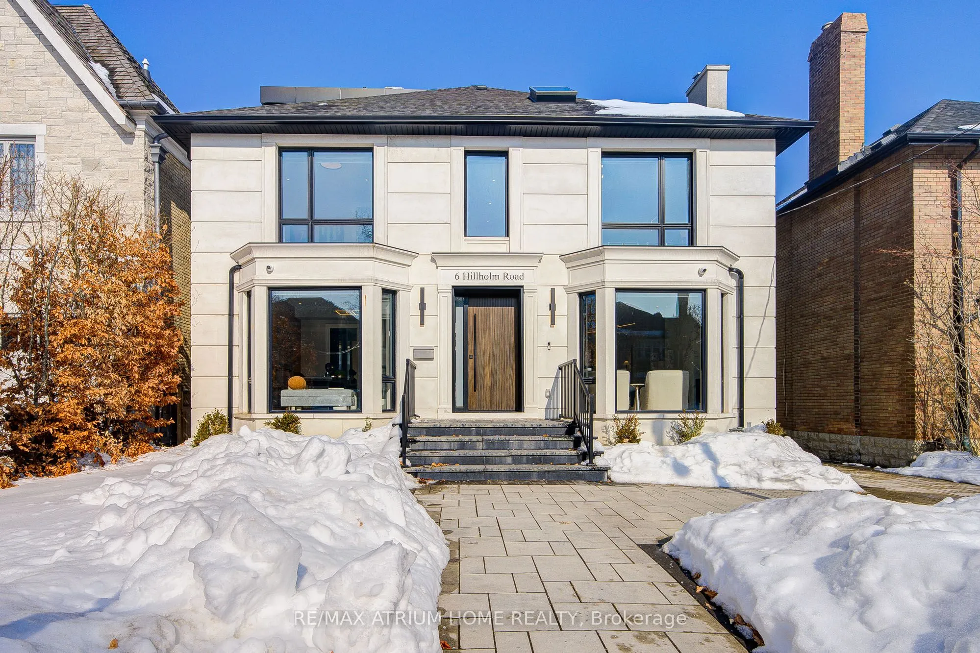 Detached Home For Sale | C12811776