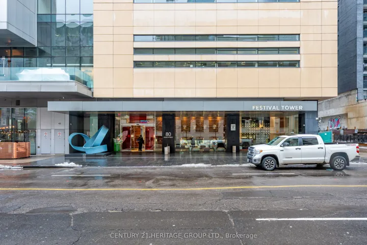 80  John  Street, Toronto C01, ON M5V 3X4