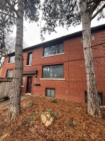 97  Oriole  Parkway, Toronto C02, ON M5P 2G7