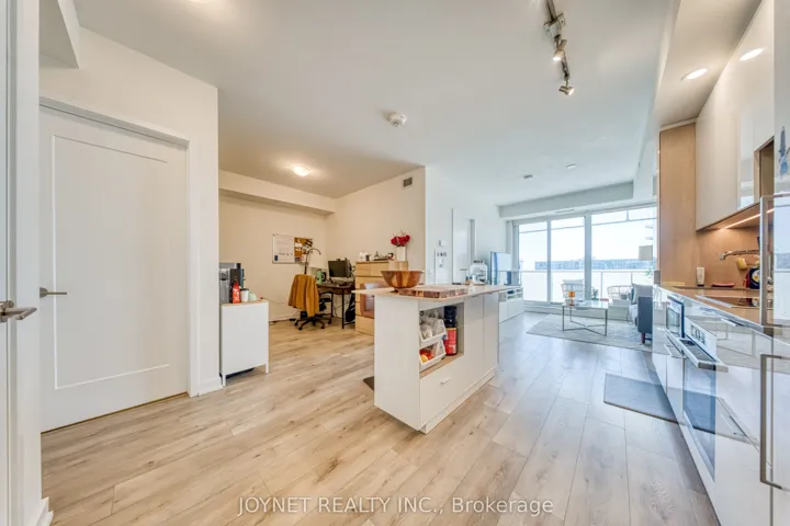 28 Freeland Street, Toronto C08, ON M5E 0E3