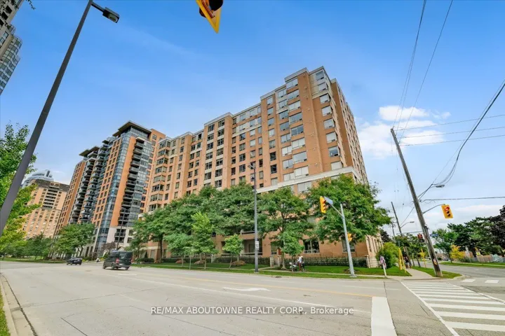 88  Grandview  Way, Toronto C14, ON M2N 6V6