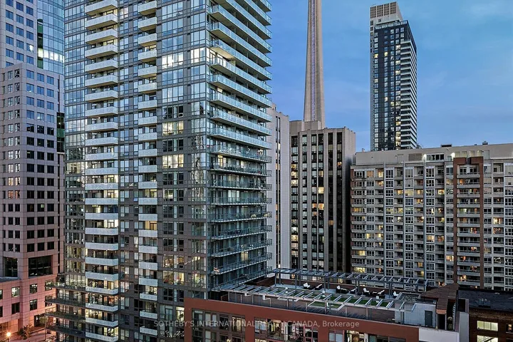 8  Mercer  Street, Toronto C01, ON M5V 0C4