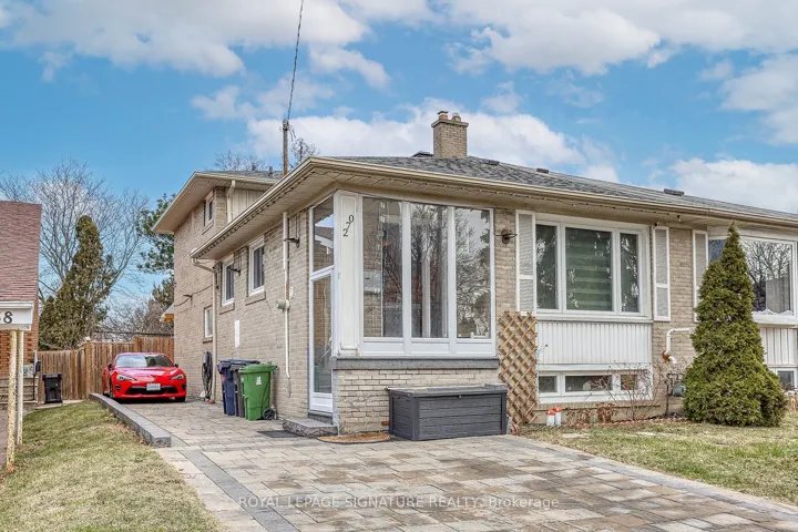 270  Roywood  Drive, Toronto C13, ON M3A 2E6