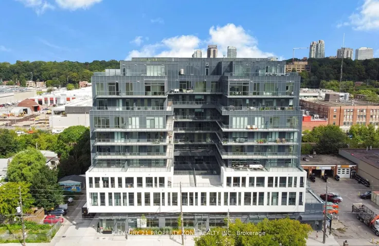 500  Dupont  Street, Toronto C02, ON M6G 0B8