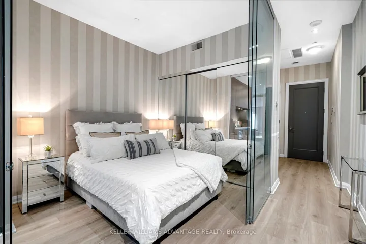 155  Yorkville  Avenue, Toronto C02, ON M5R 1C4