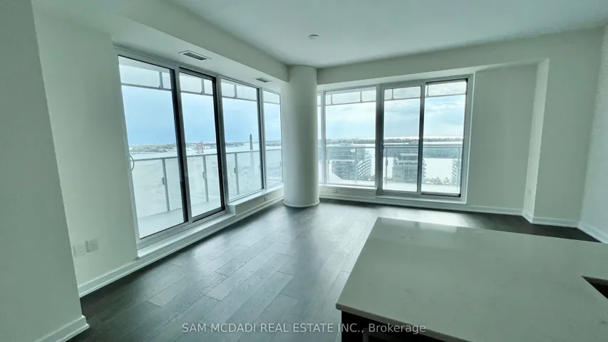28  Freeland  Street, Toronto C08, ON M5E 0E3