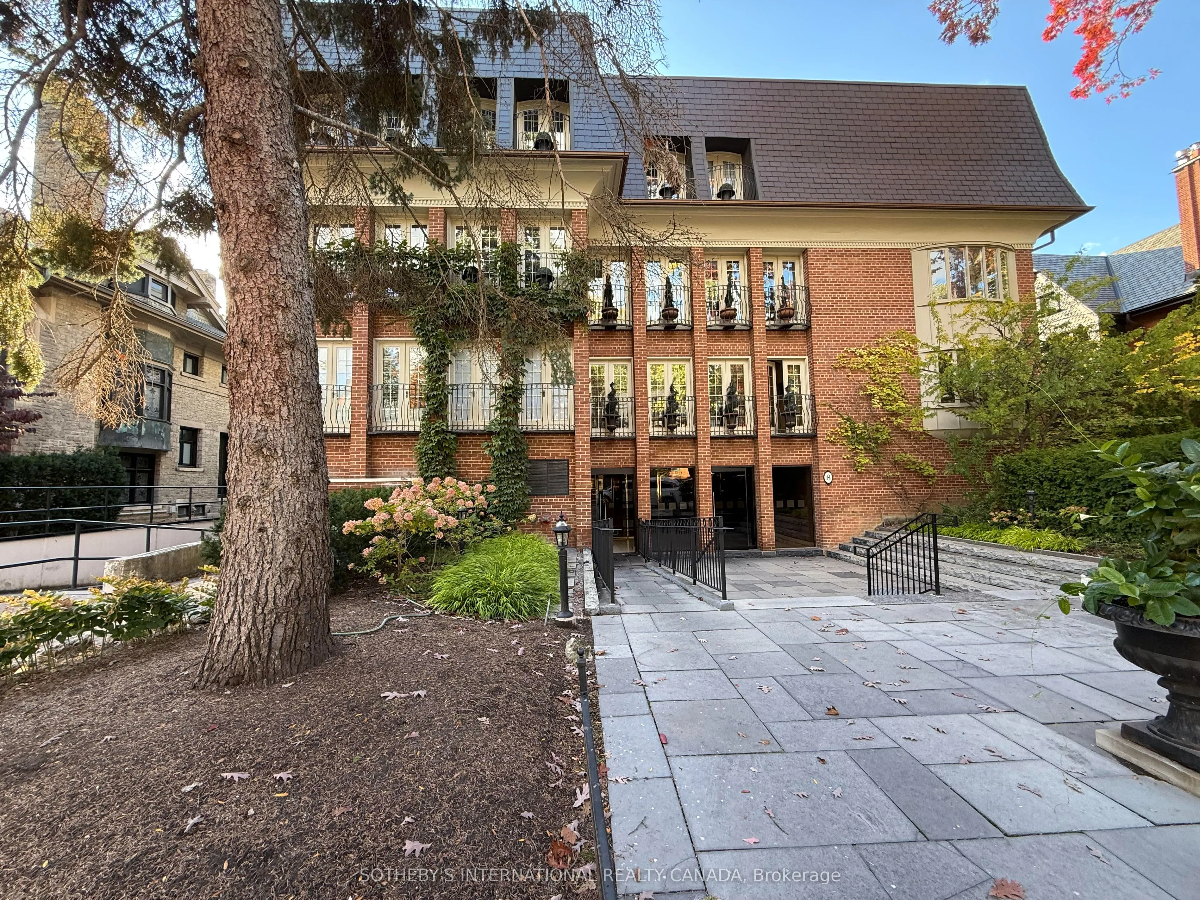Property For Sale | C12856242