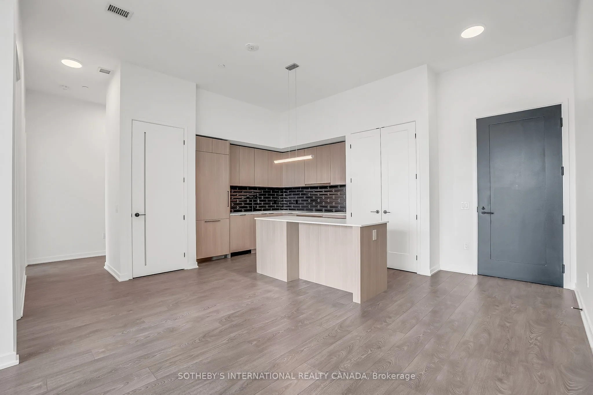 Property For Lease | C12860242